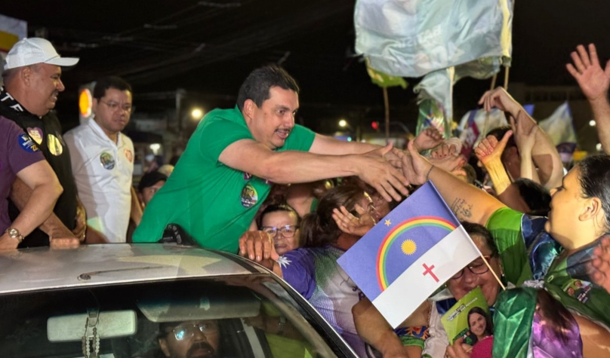 Chaparral lidera multidão em caminhada no Baraúnas e reforça chapa apoiada em Surubim