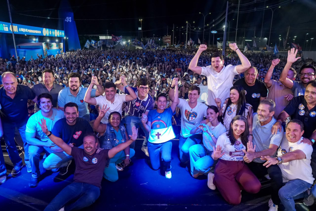 Em Petrolina, Eduardo da Fonte participa de grande ato político ao lado de Raquel Lyra e oficializa apoio de Miguel Coelho, Fernando Filho,  Antonio Coelho e do prefeito Simão Durão para o Senado