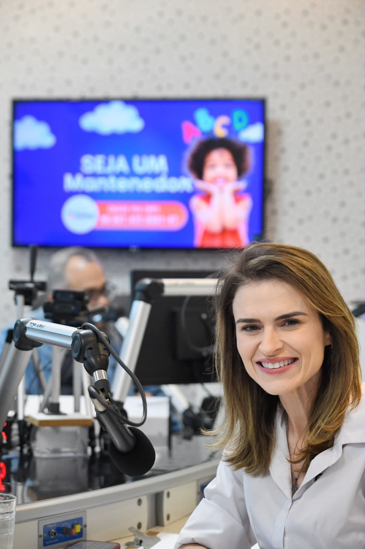 ELEIÇÕES 2026: Marília Arraes detalha propostas e defende o papel das mulheres na política em entrevista ao vivo na rádio Maranata FM 