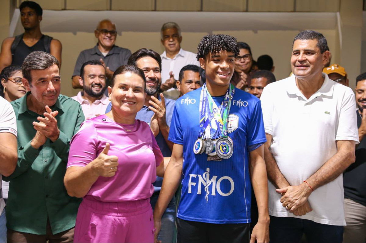 Prefeita Elcione inaugura Centro de Iniciação ao Esporte (CIE) requalificado