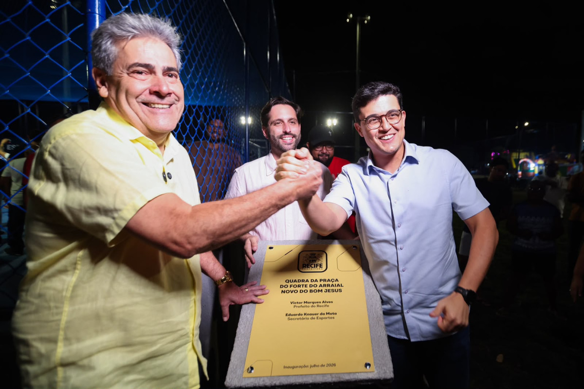 Prefeitura do Recife entrega terceira quadra requalificada pelo programa Quadra no Grau