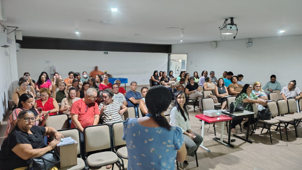 Colegiado de Gestores Escolares reúne profissionais da Rede Municipal para alinhar ações pedagógicas e intersetoriais