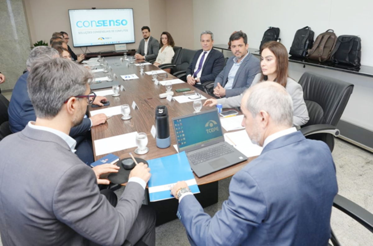 TCE-PE atua em solução consensual para iluminação pública de Petrolina