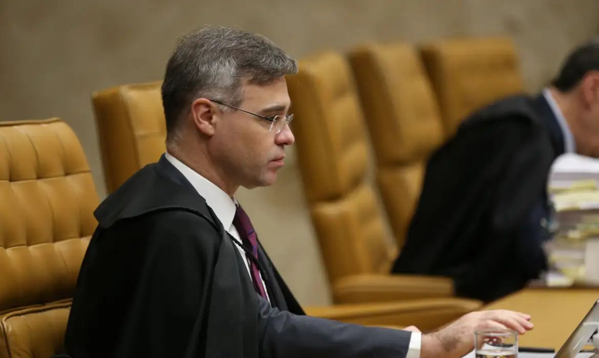 Decisão de Mendonça sobre dados da Operação Compliance Zero ampliou tensão com a PF