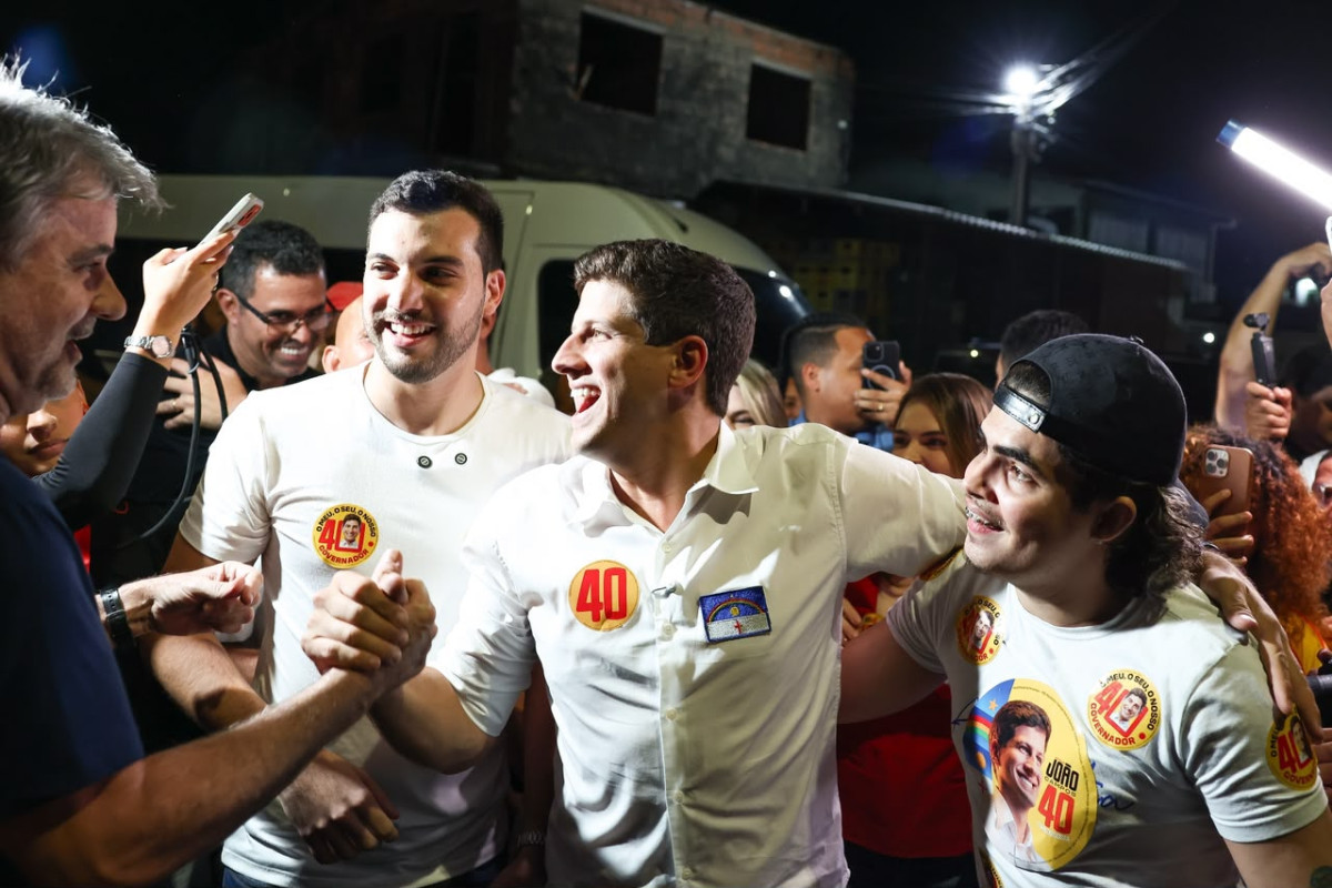João Campos fortalece presença da Frente Popular em Abreu e Lima