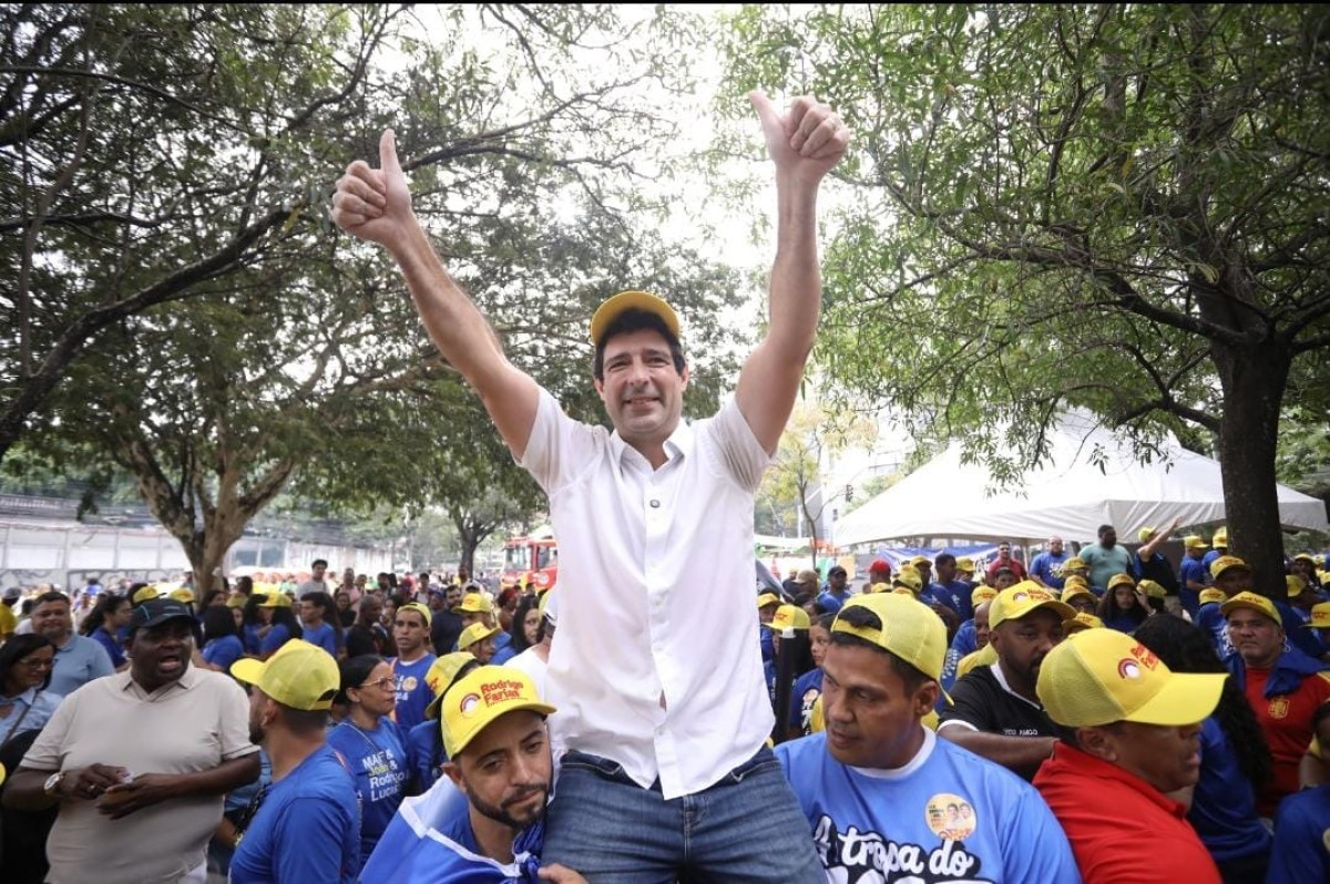 Rodrigo Farias chega à Convenção da Frente Popular com apoio e lideranças de todas as regiões de Pernambuco