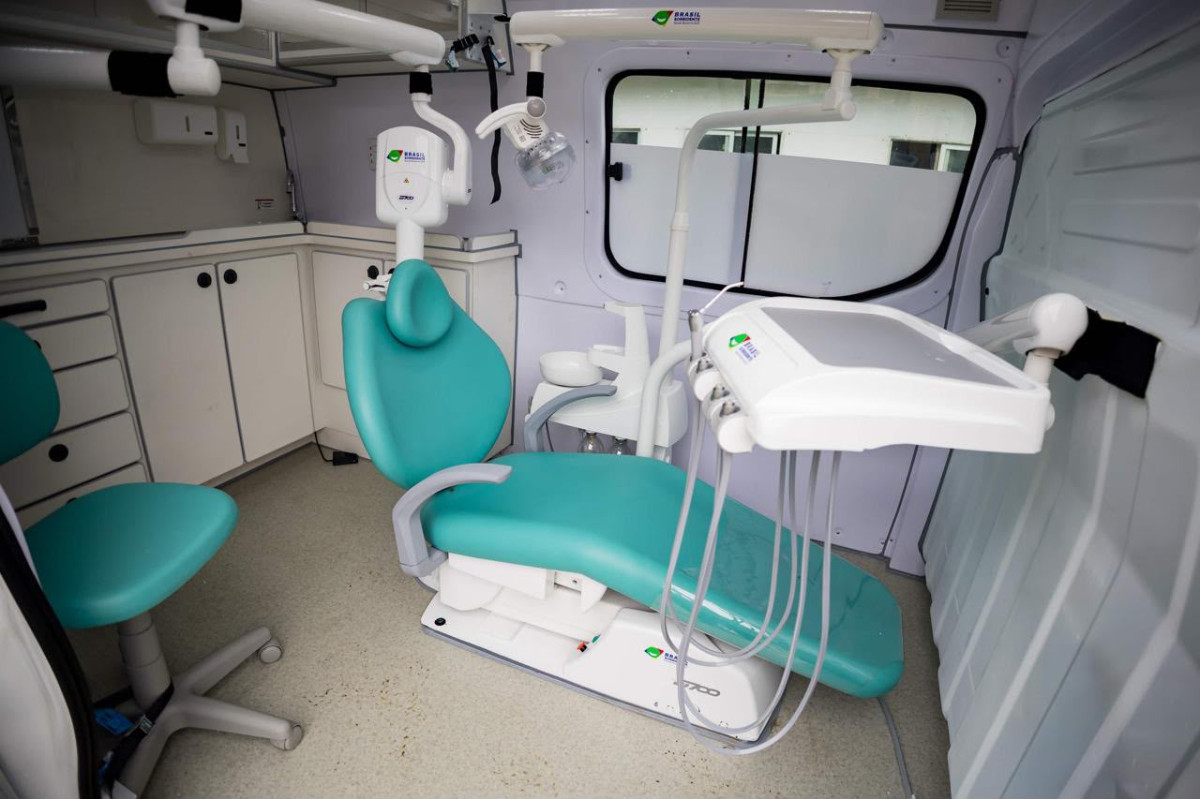 Saúde bucal mais perto da população: Paulista recebe unidade odontológica móvel