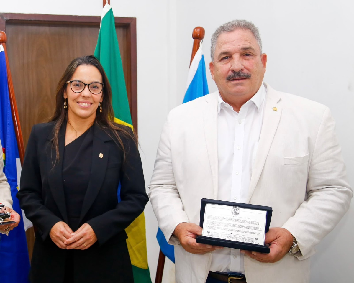 Eriberto Medeiros recebe homenagem da Polícia Federal em reconhecimento ao apoio à instituição