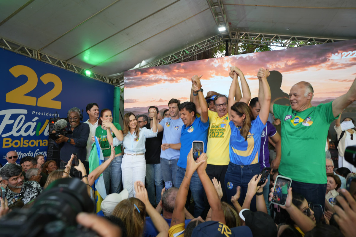 “O povo de Pernambuco terá um senador de respeito”, diz Mendonça em inauguração do Comitê 222 no Recife