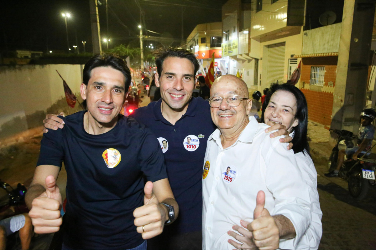 João Paulo Costa e Silvio Costa Filho participam de grande motocarreata em Belo Jardim
