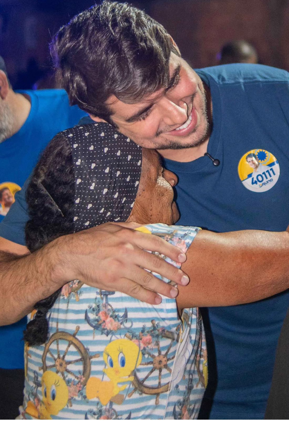 Bruno Marques realiza caminhada porta a porta na Quadra 2 de Petrolândia