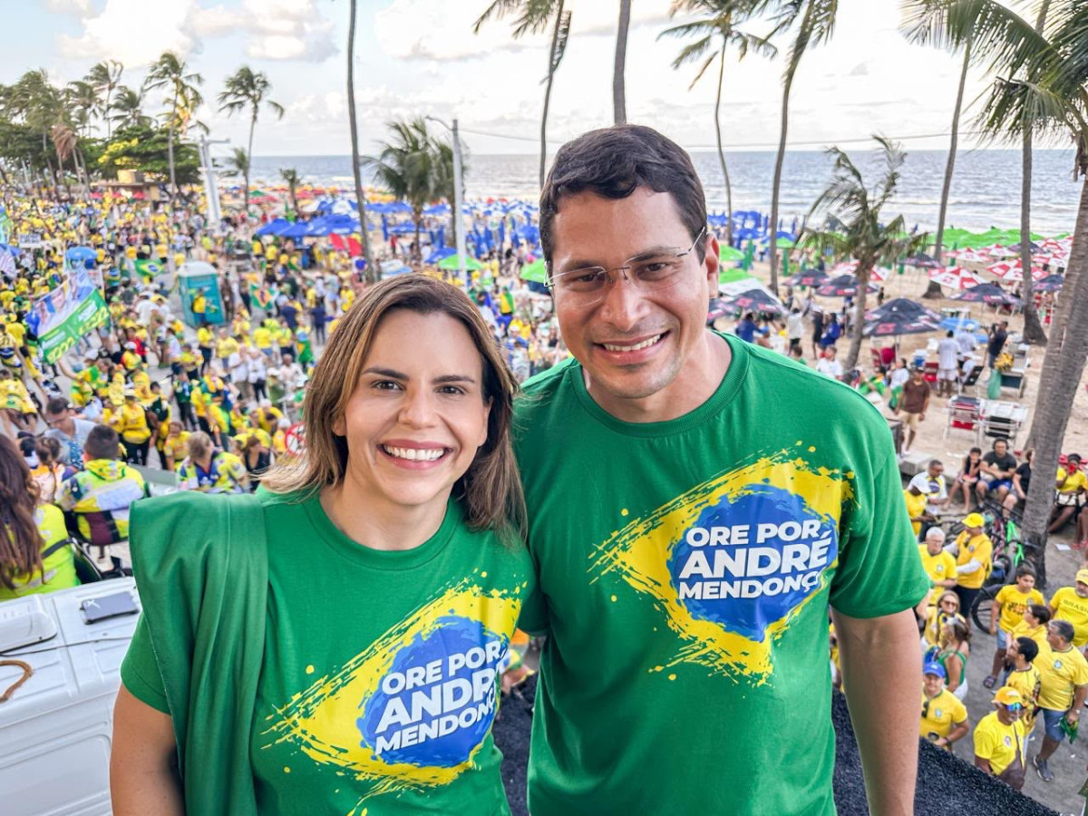 Clarissa e Pastor Júnior Tércio defendem André Mendonça e pedem impeachment de Moraes