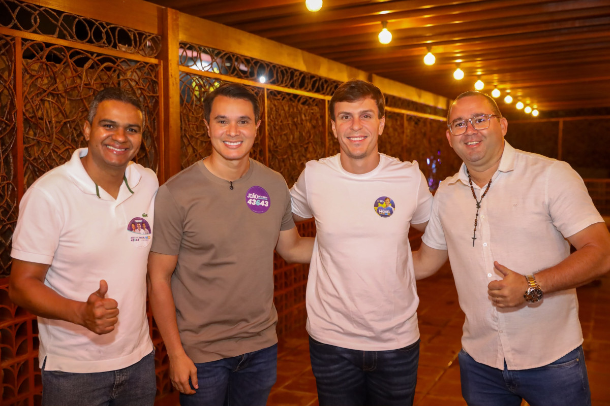 Miguel Coelho leva mobilização às ruas de Gravatá e amplia presença política no Agreste
