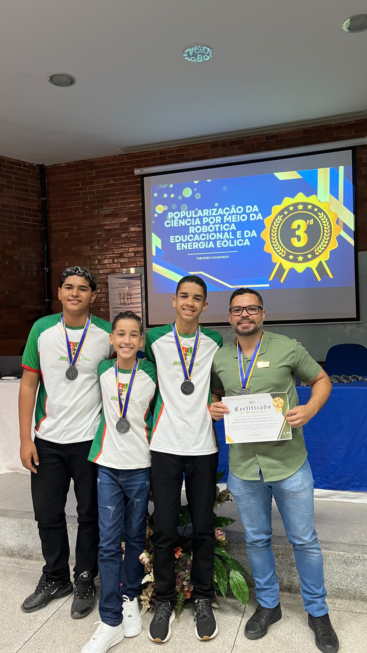 Alunos de Jataúba conquistam terceira colocação em competição na UFPB