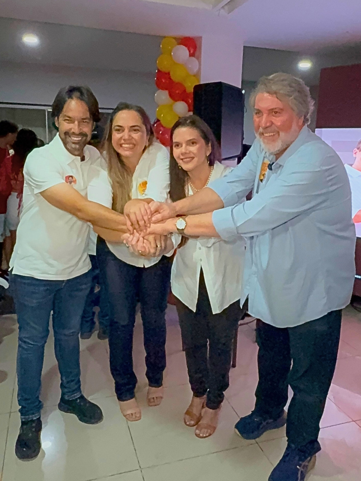 Dra. Clara e Michelle Brito reúnem apoiadores em Arcoverde para evento com Renildo Calheiros e Diogo Moraes