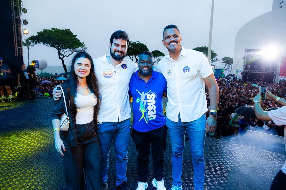 César Ramos prestigia a Marcha para Jesus em Pernambuco