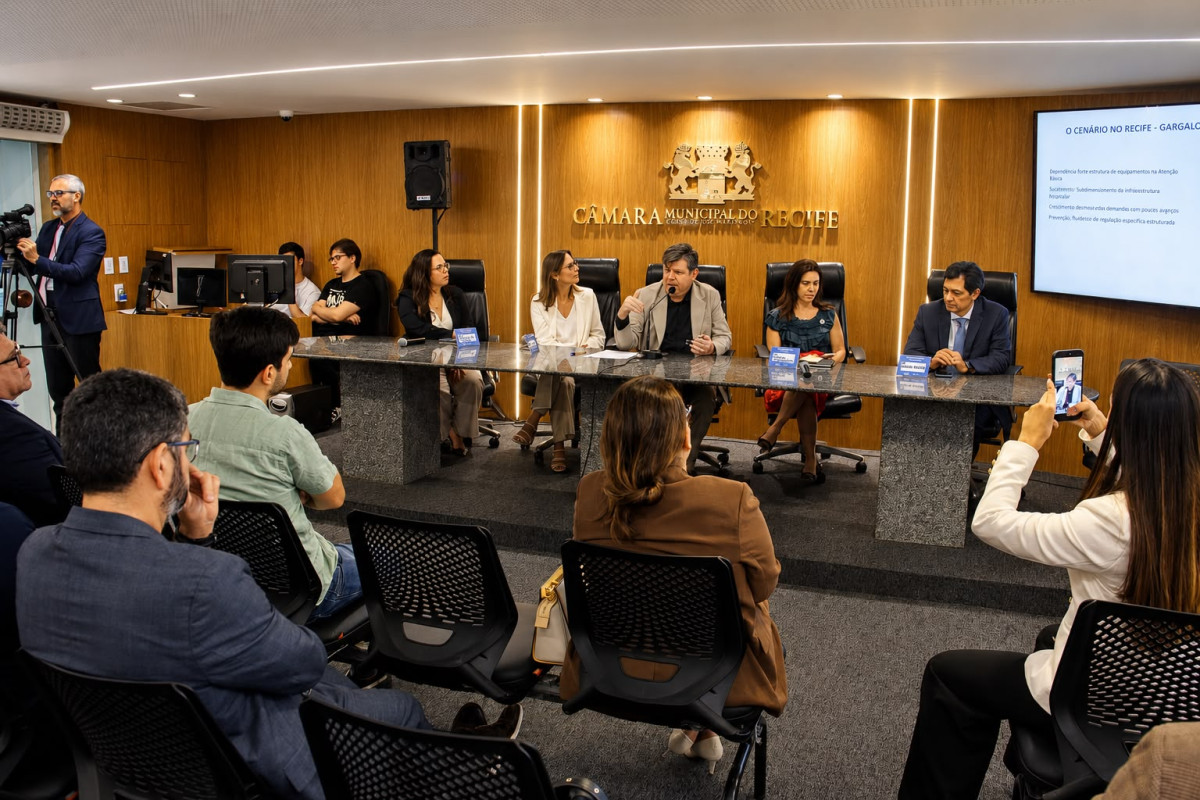 Tadeu Calheiros comanda audiência pública sobre cuidados pulmonares em celebração ao Agosto Branco