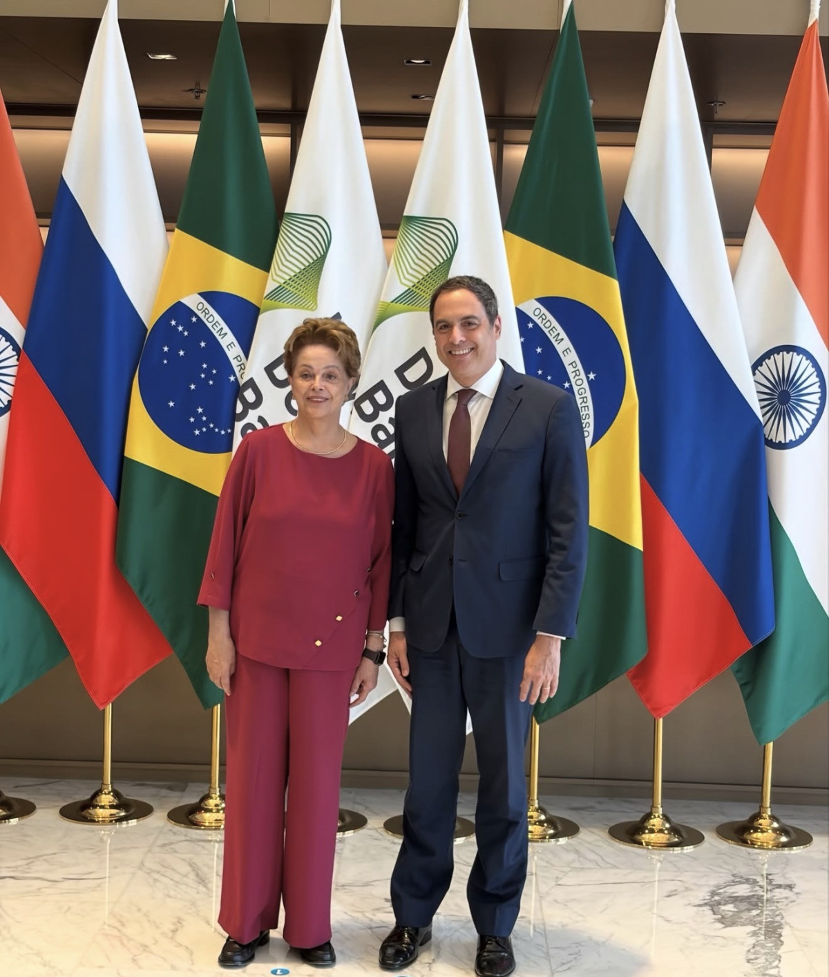 Paulo Câmara articula investimentos de R$ 1,5 bilhão para projetos no Nordeste em agenda na China ao lado de Dilma Rousseff