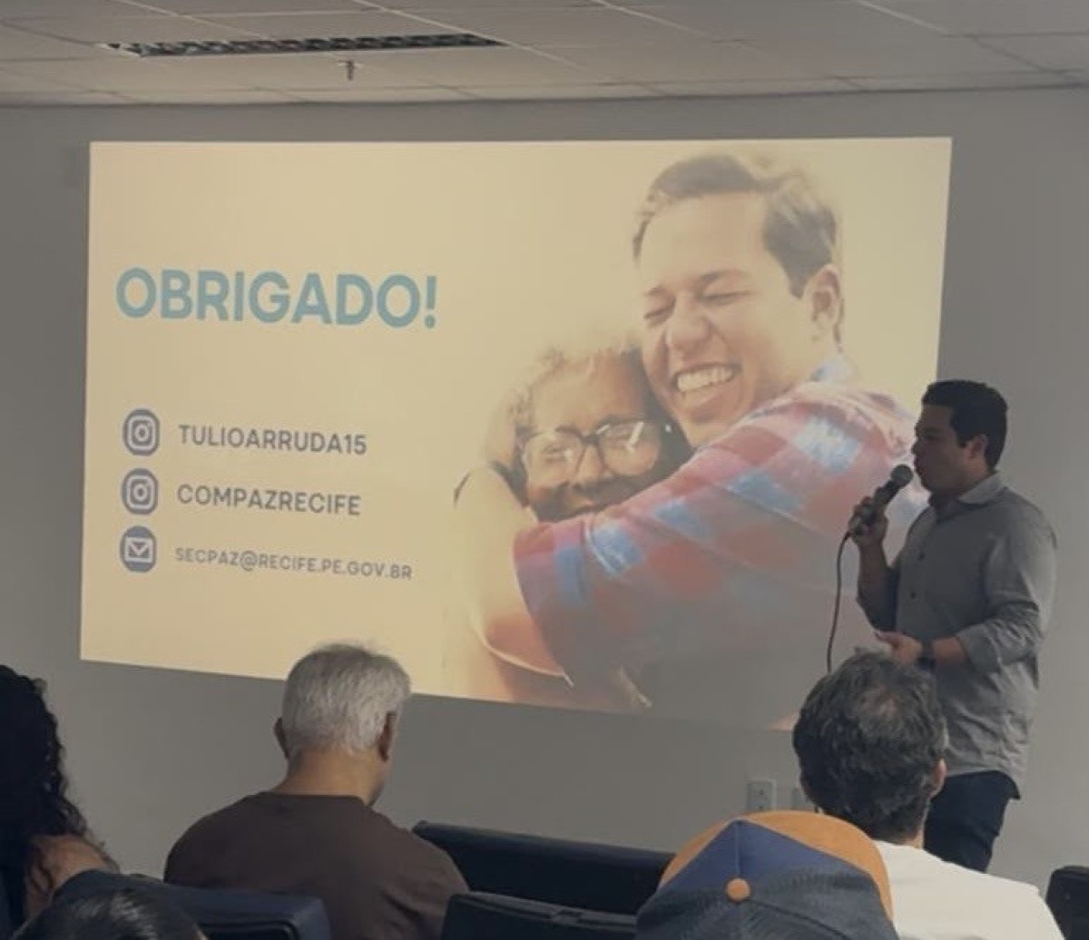 Túlio Arruda recebe Título de Cidadão do Recife