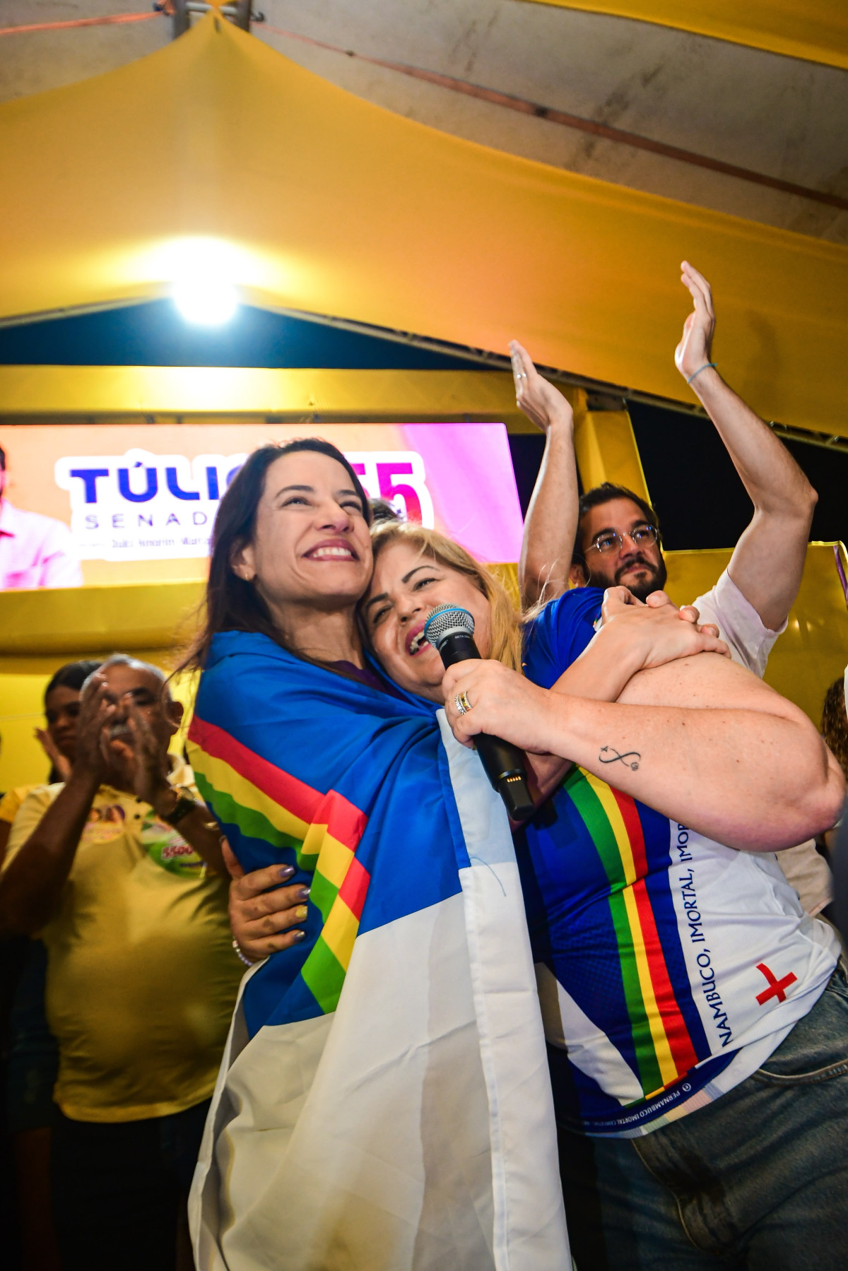 Raquel Lyra, Mano Medeiros e Andréa Medeiros abrem a campanha em Jaboatão 