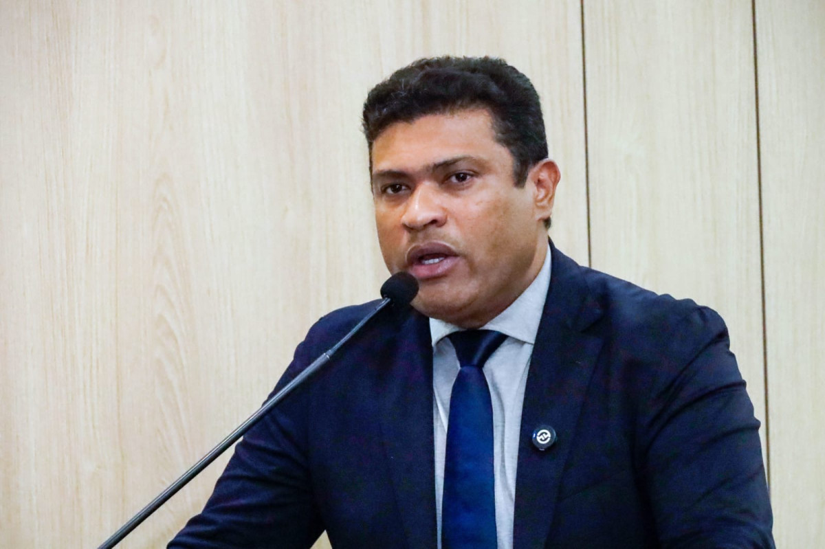 Presidente da Comissão de Segurança Pública, Joel da Harpa divulga mais 3.905 vagas para concursos das forças de segurança