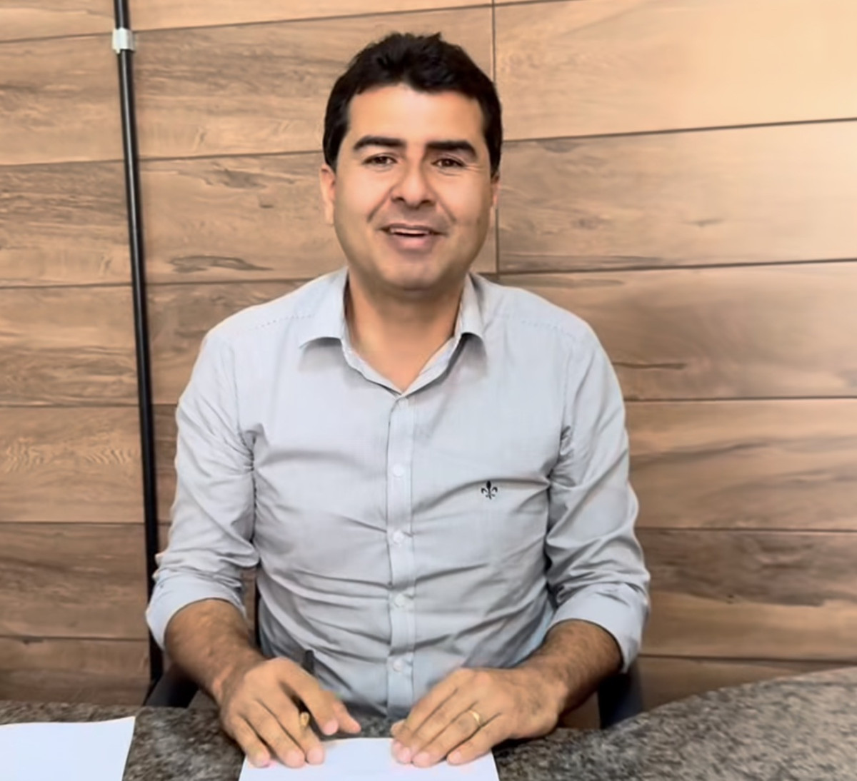 Ruben Lima antecipa salários e mantém política de valorização dos servidores em Panelas