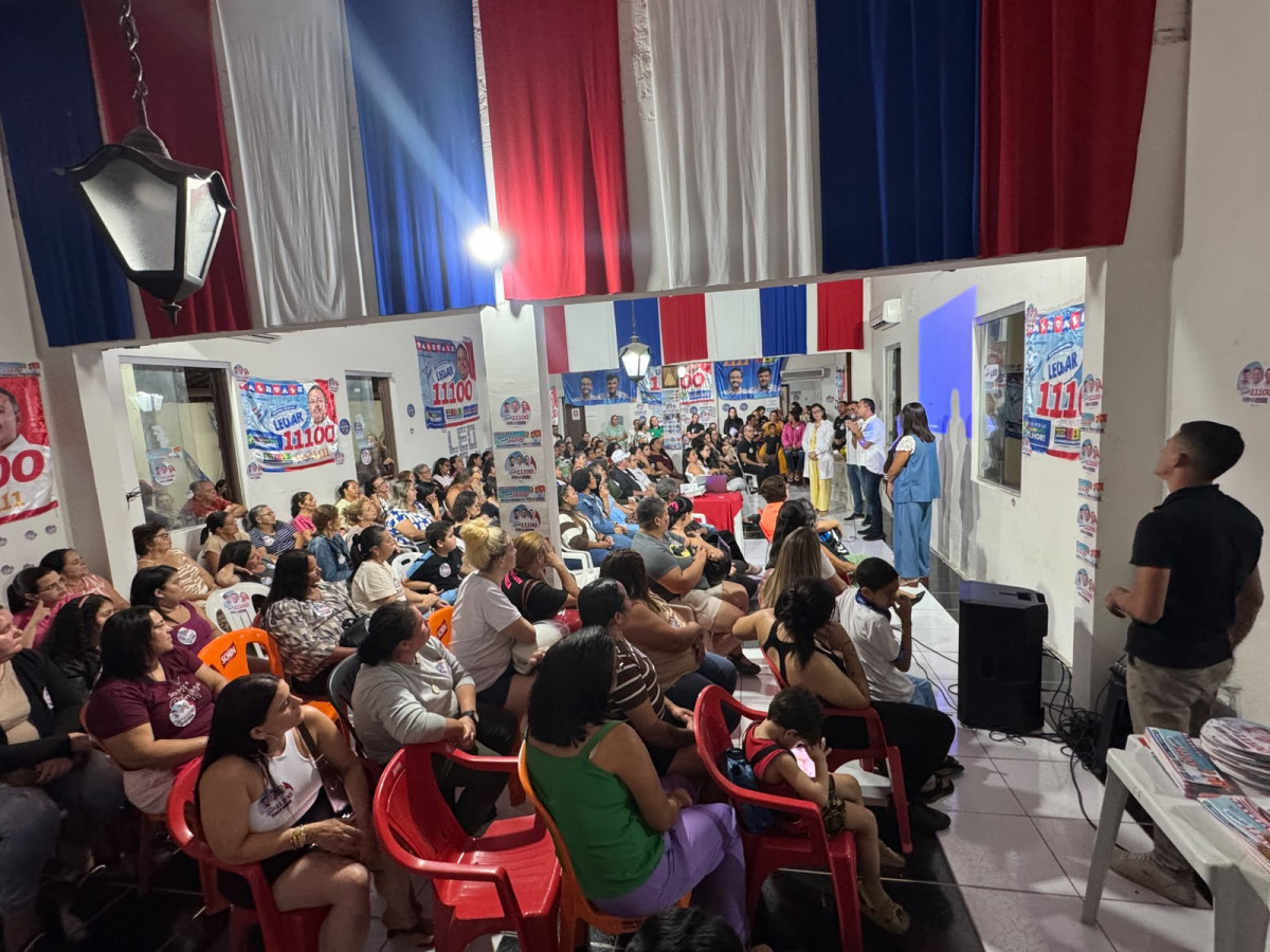 Léo do Ar defende Casa Azul e centro especializado em saúde mental durante encontro em Gravatá