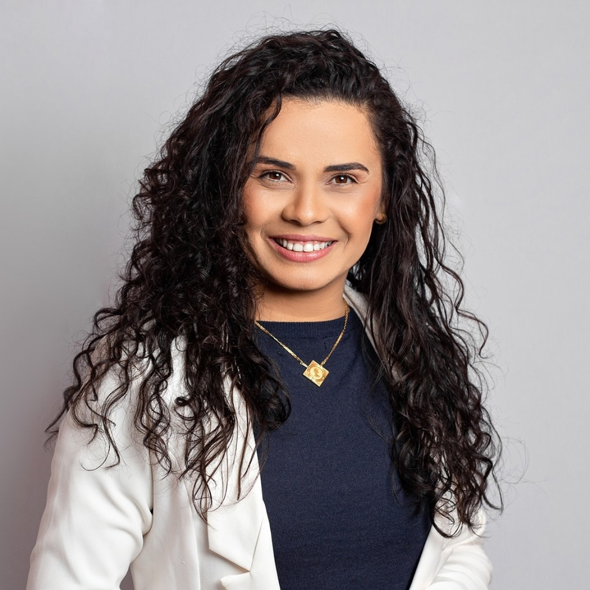 Lucielle Laurentino alcança 89% de aprovação em enquete do Blog do Alberes Xavier