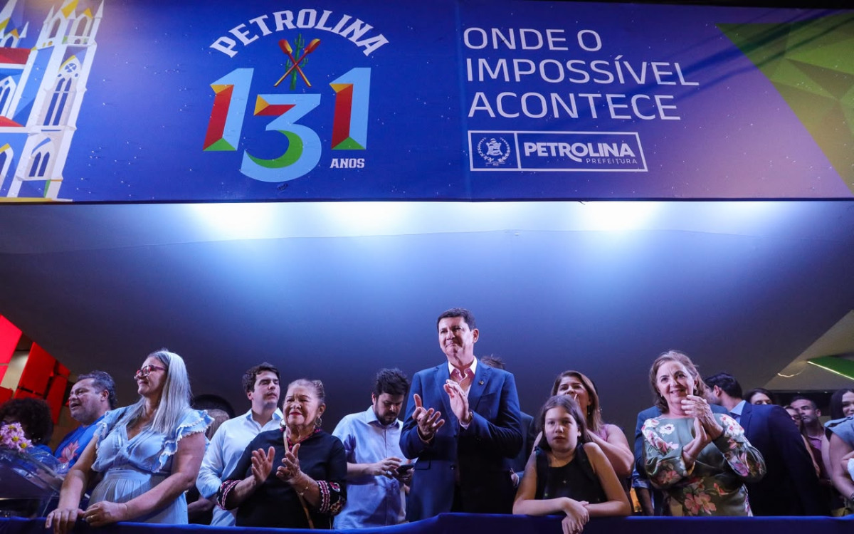 Simão Durando anuncia duplicação da PE-626 e pavimentação de 500 ruas como presentes para Petrolina