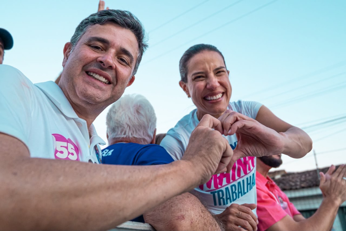Multidão toma as ruas de Lagoa do Carro em grande motociata com Raquel Lyra, Eduardo da Fonte e prefeito Zé Luís