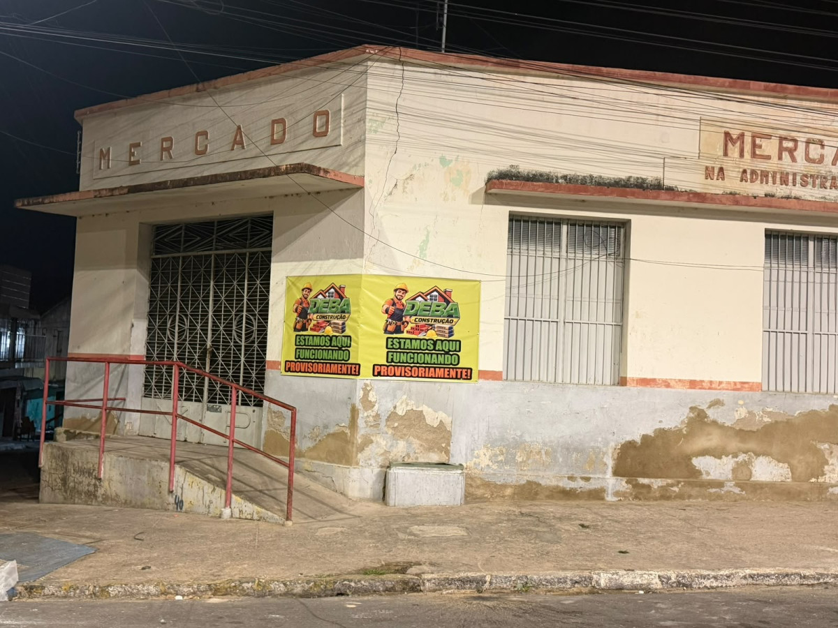 Mercado Público de Sertânia vira alvo de questionamentos após abrigar comércio privado