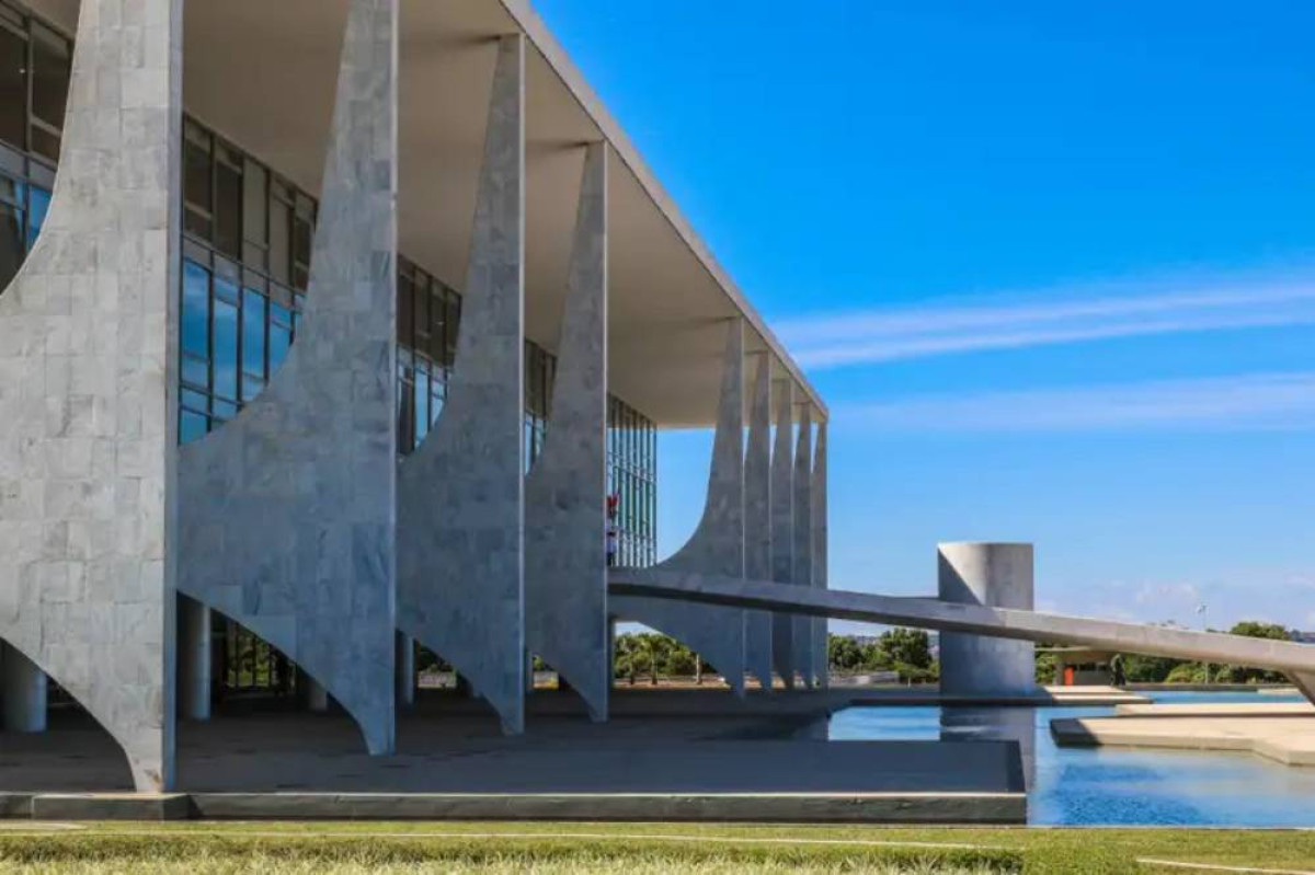 Planalto mantém projeto para regular big techs apesar de pressão dos EUA