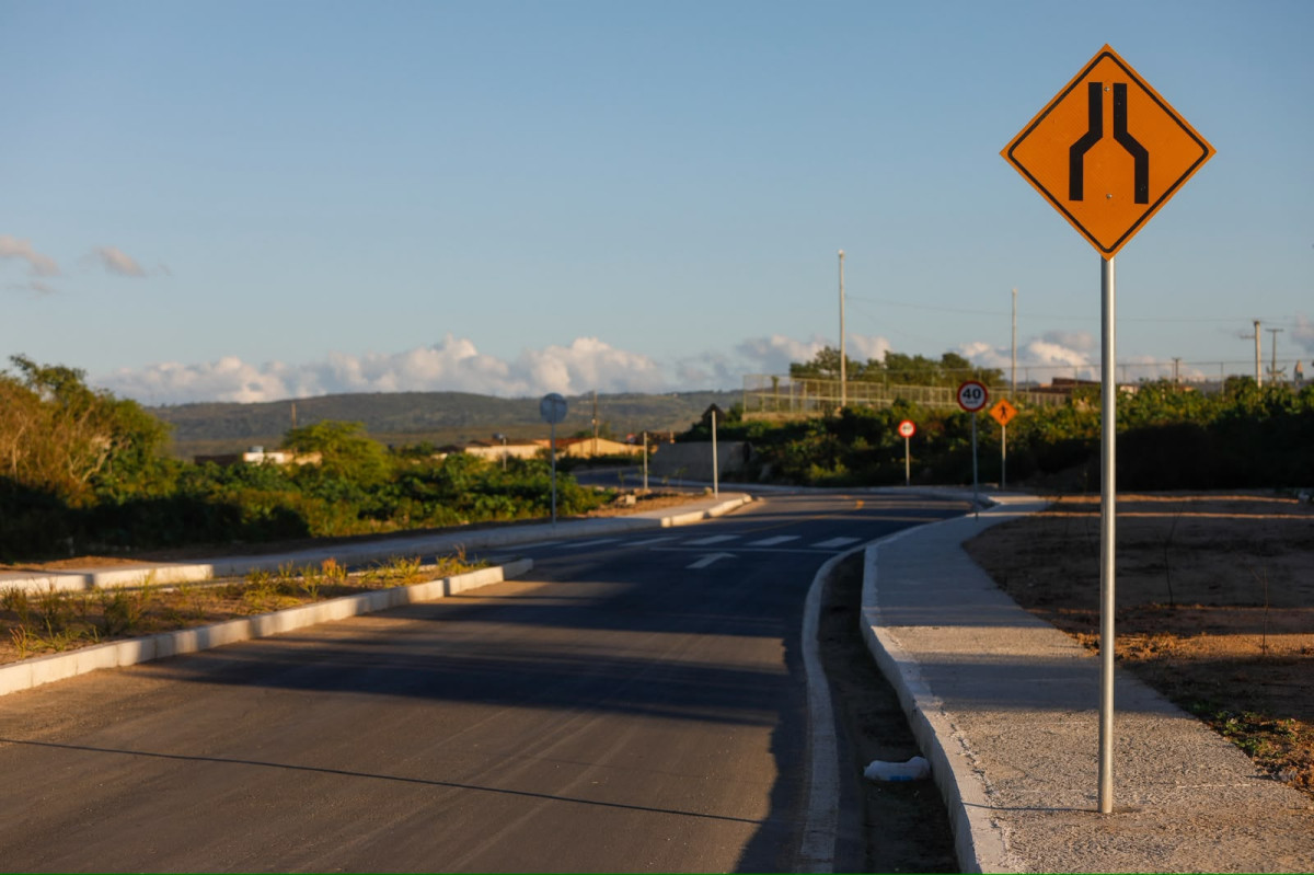 Governo do Estado executa obras com investimento de R$ 43,7 milhões para infraestrutura de educação, mobilidade e segurança em Caruaru