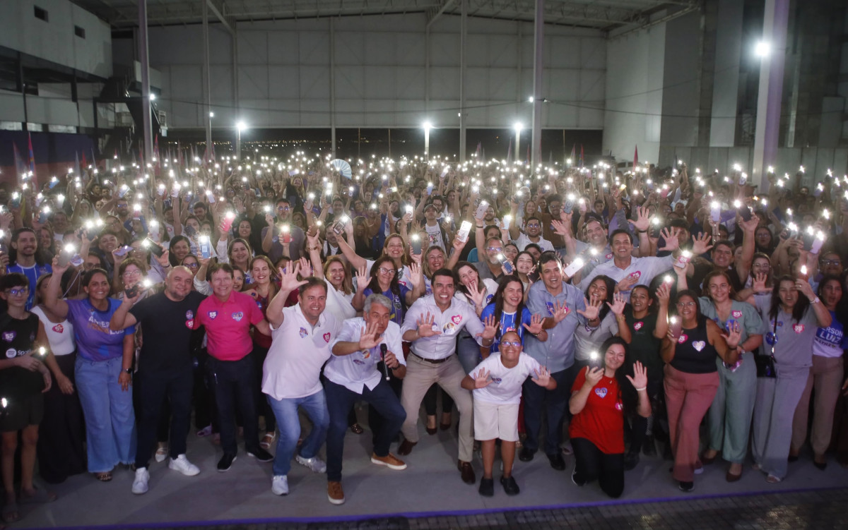 Educadores reconhecem avanços da gestão Rodrigo Pinheiro e declaram apoio a Anderson Luiz e Fernando Monteiro