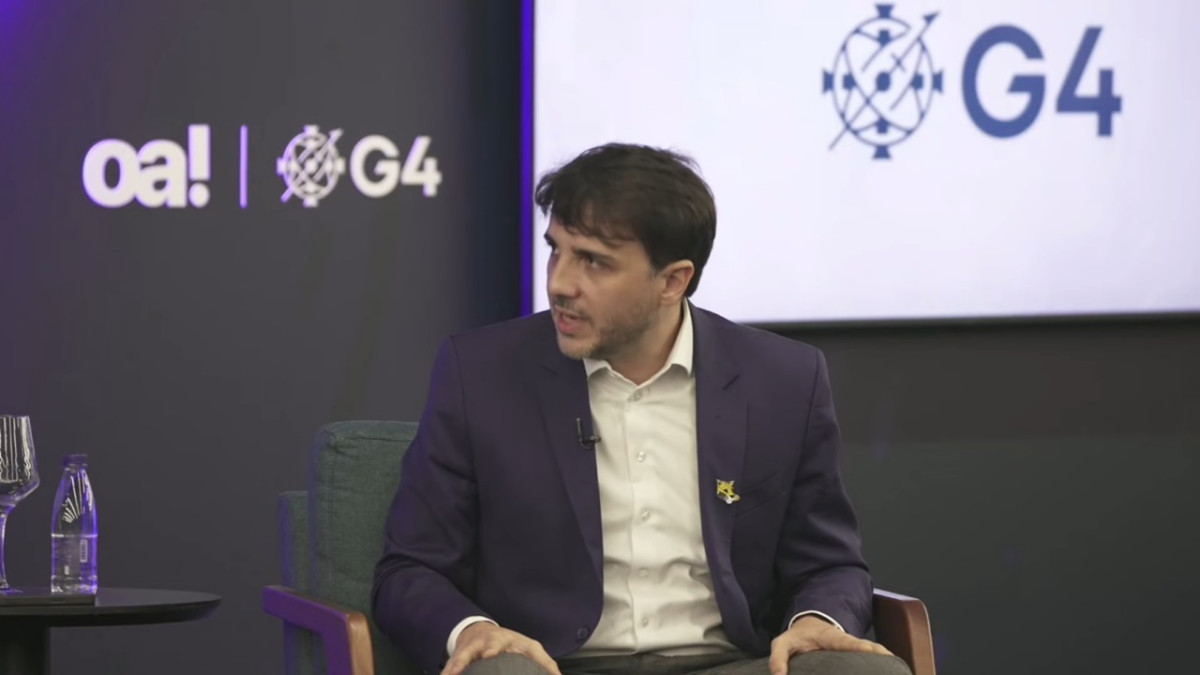 Renan: Bolsonaro e Lula são “faces da mesma moeda” porque “geram danos terríveis”