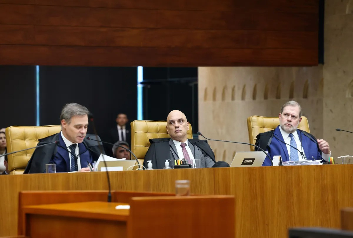 Guerra de ofícios aumenta tensão e expõe racha no STF em semana-chave