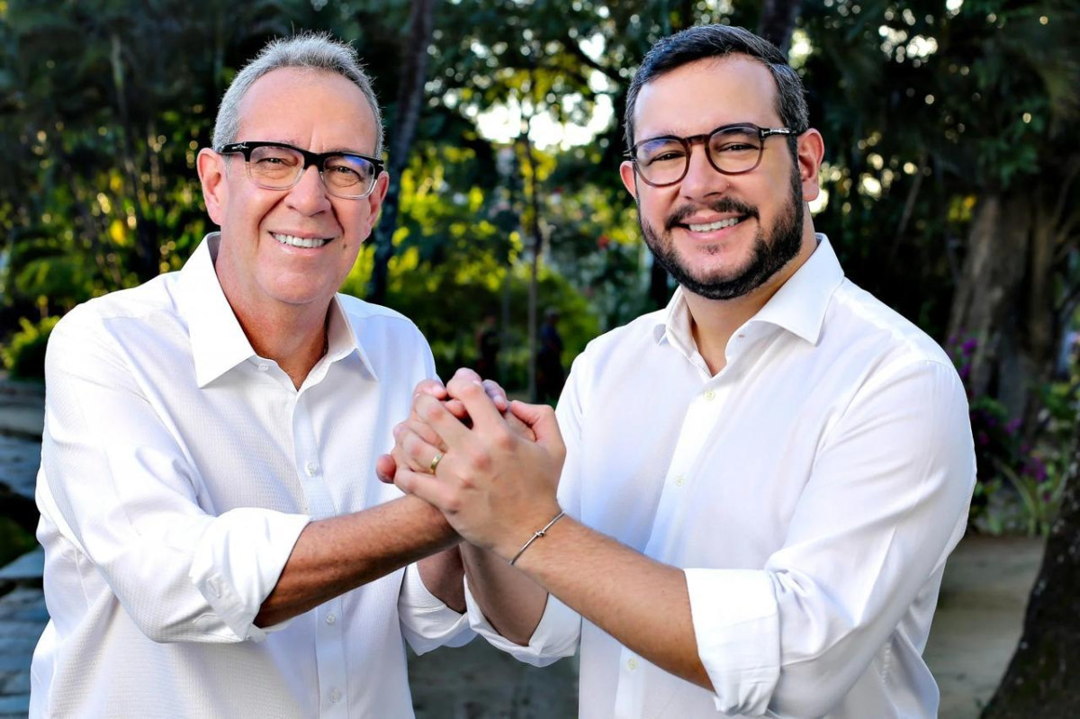 Álvaro Porto e Gabriel Porto falam ao eleitor nas edições iniciais do guia de rádio e TV