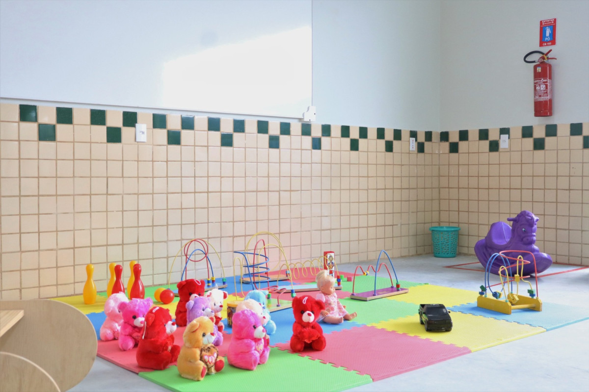 Governo de Pernambuco entrega nova creche em Sairé, no Agreste