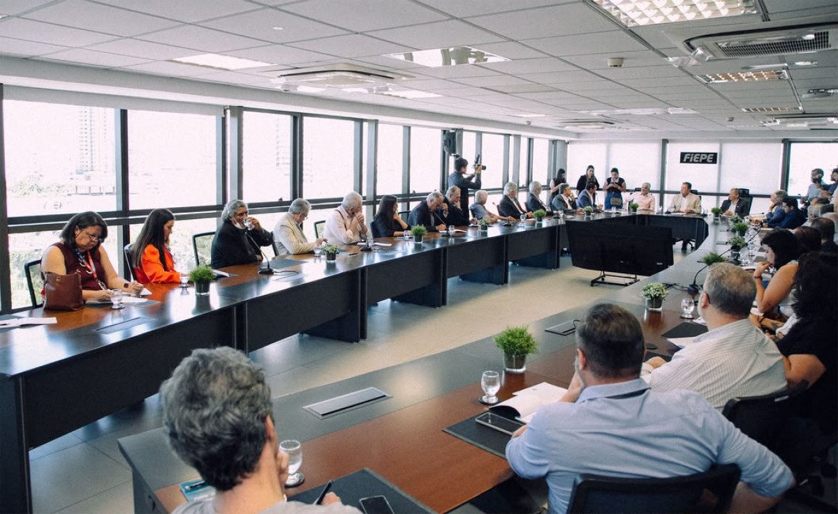 Sudene apresenta estudo sobre trecho Salgueiro-Suape da Transnordestina