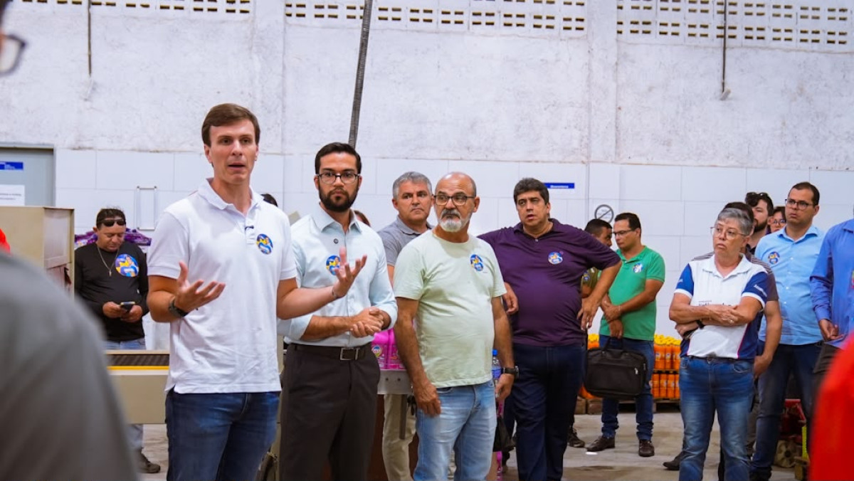 Miguel Coelho visita indústria em Bezerros e defende investimentos para fortalecer economia do Agreste