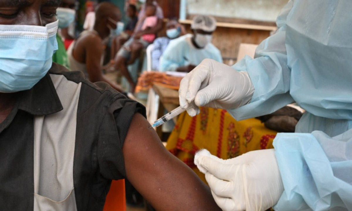 Chefe da OMS diz que surto de Ebola no Congo é o ‘mais rápido da história’