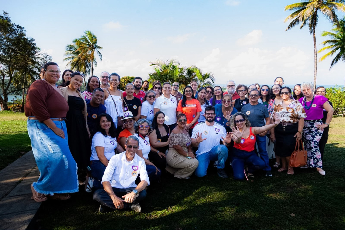 Em encontro com professores, César Ramos assume compromisso com o desenvolvimento da educação pernambucana
