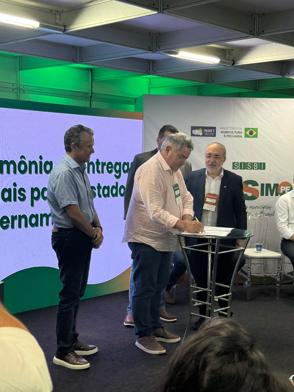 CONDOMAR e Ministério da Agricultura firmam parceria para destravar mercado de produtos de origem animal