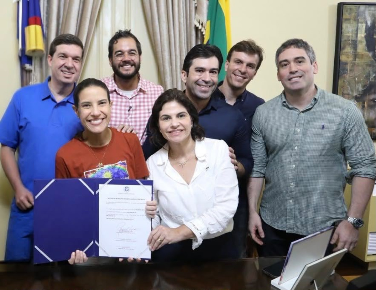 Ex-prefeito Bruno Pereira e Júnior Pereira acompanham anúncio de investimentos para São Lourenço da Mata ao lado da governadora Raquel Lyra 