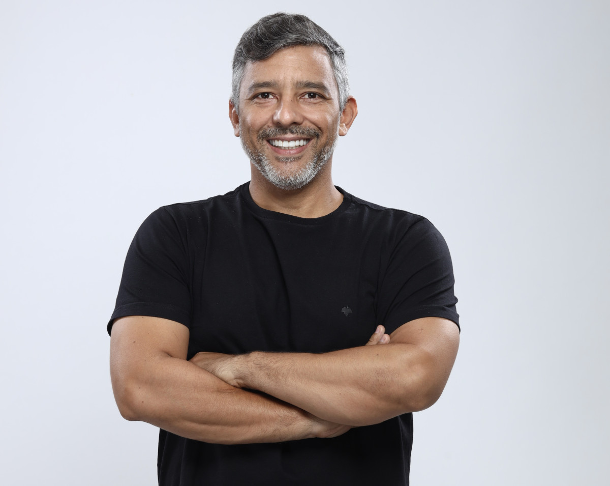RODRIGO RAPOSO É O NOVO APRESENTADOR DO JOGO ABERTO PERNAMBUCO NA TV TRIBUNA/ BAND