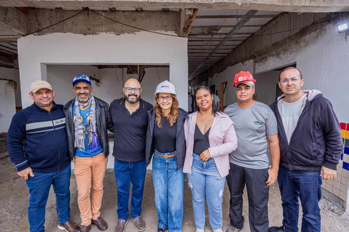 Débora Almeida percorre Jupi e Jucati em agenda de saúde, educação e infraestrutura