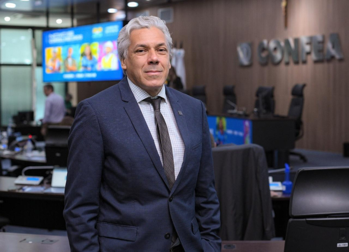 Coluna da sexta-feira: Nielsen Christianni desponta como favorito em eleição para presidência do Crea-PE