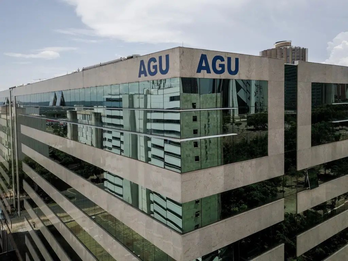 Governo vê falta de transparência em bônus pago a membros da AGU