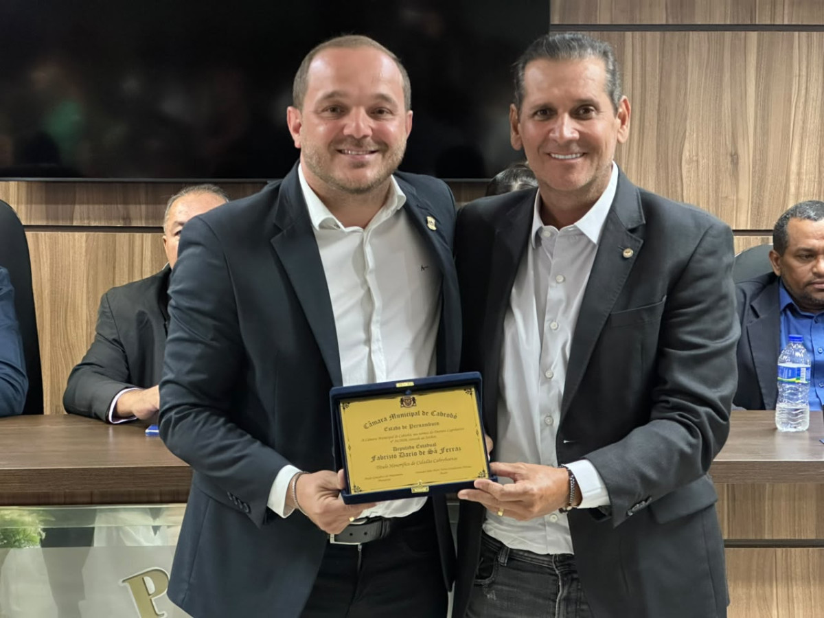 Fabrizio Ferraz recebe título de Cidadão Cabroboense e fortalece presença política no Sertão