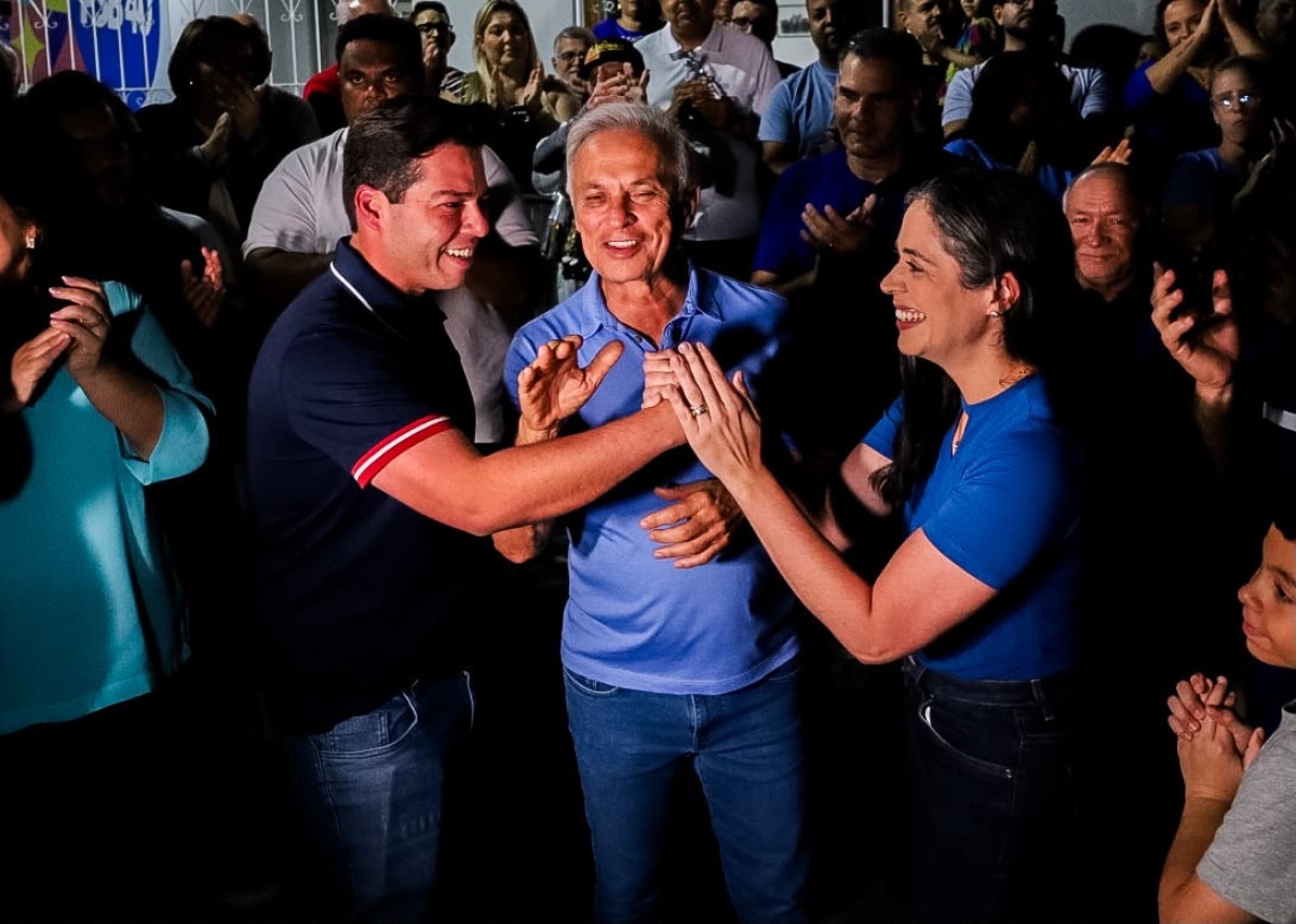 Paulo Roberto lidera largada das campanhas de Iza e Túlio em Vitória